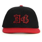 34 Numara Snapback Şapka - kırmızı
