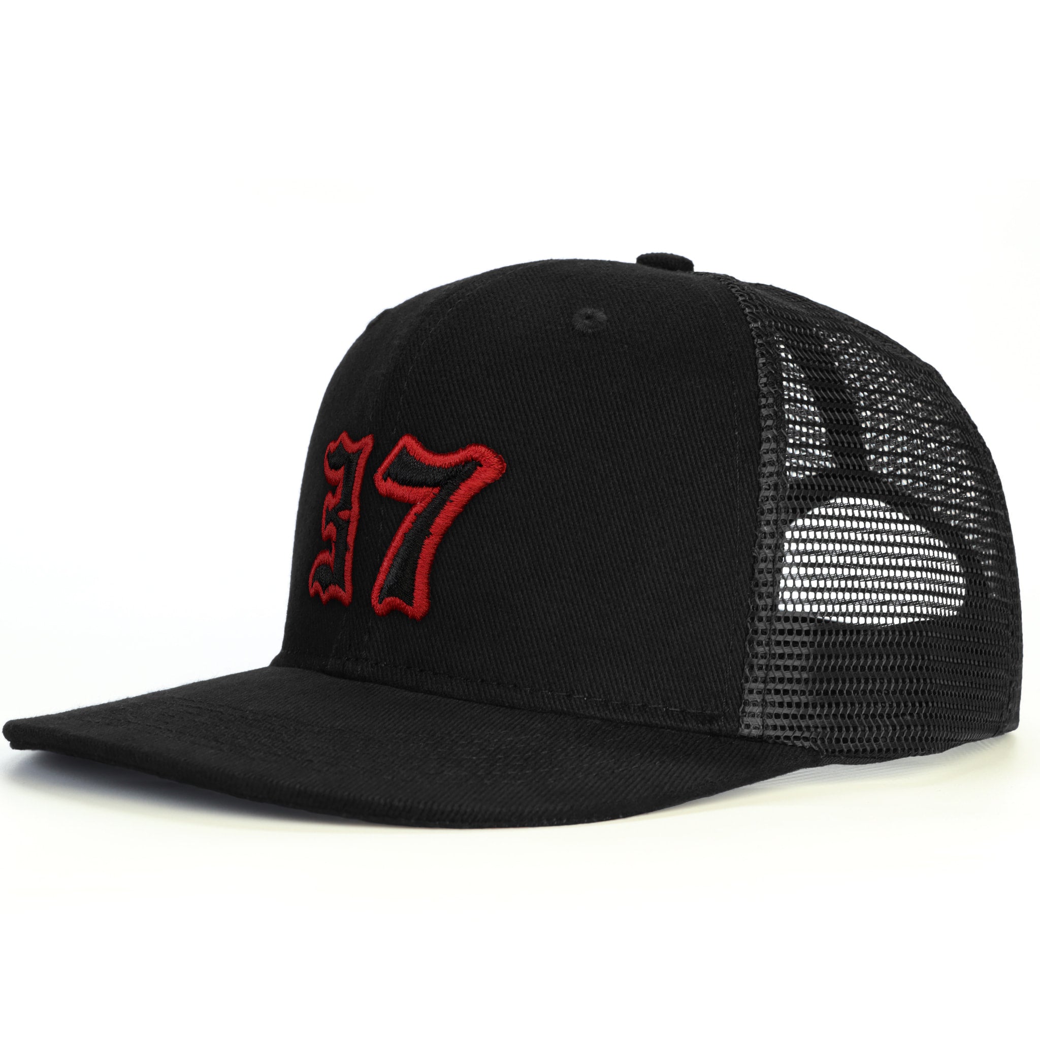 37 Numara Snapback Şapka - siyah