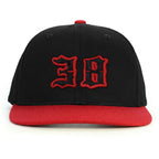 38 Numara Snapback Şapka - kırmızı