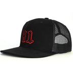 81 Numara Snapback Şapka - siyah