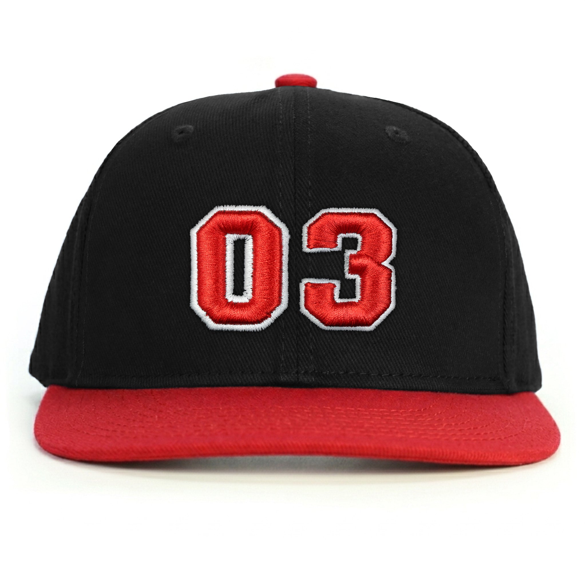 03 Numara Kabartmalı Snapback Şapka - kırmızı